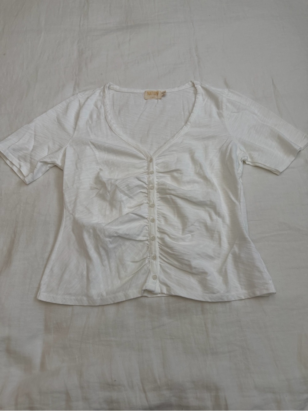 Nation LTD White Ruched Button-Front Short Sleeve Tee